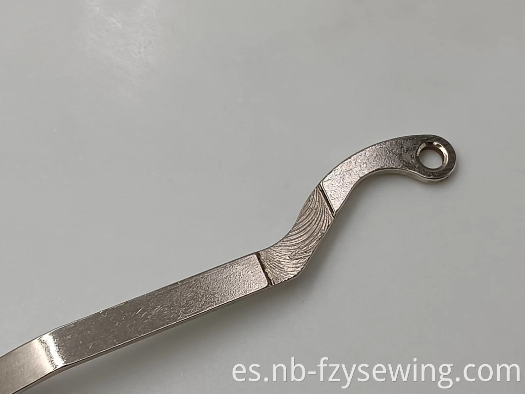 Palanca de palanca de cuchillo de eje SA3327101 para el hermano KE-430D Lockstitch Machine de coser piezas de costura